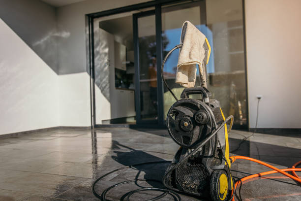 Best House Exterior Washing  in Englewood, OH